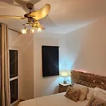 Ocean House Apartment *