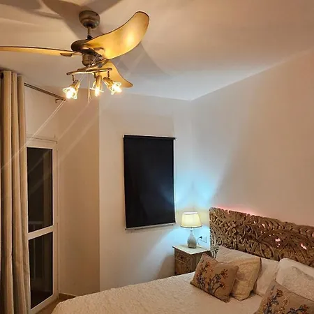 Ocean House Apartment *