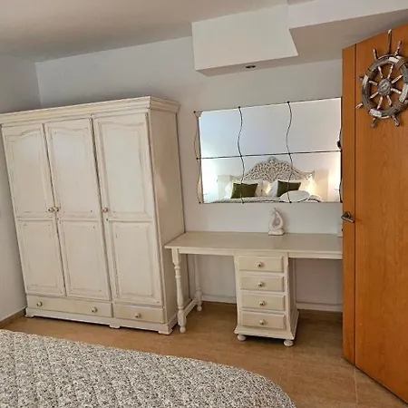 Ocean House Apartment *